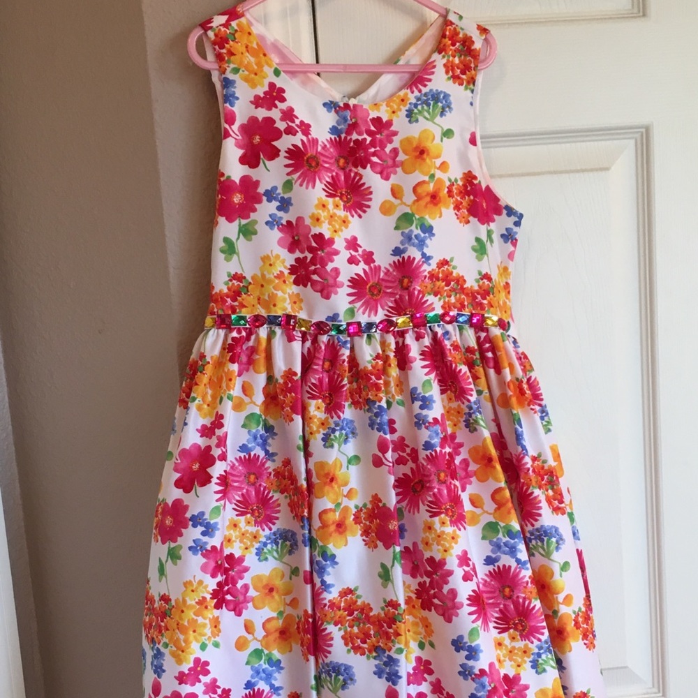 Beautiful floral dress with multicolor rhinestones